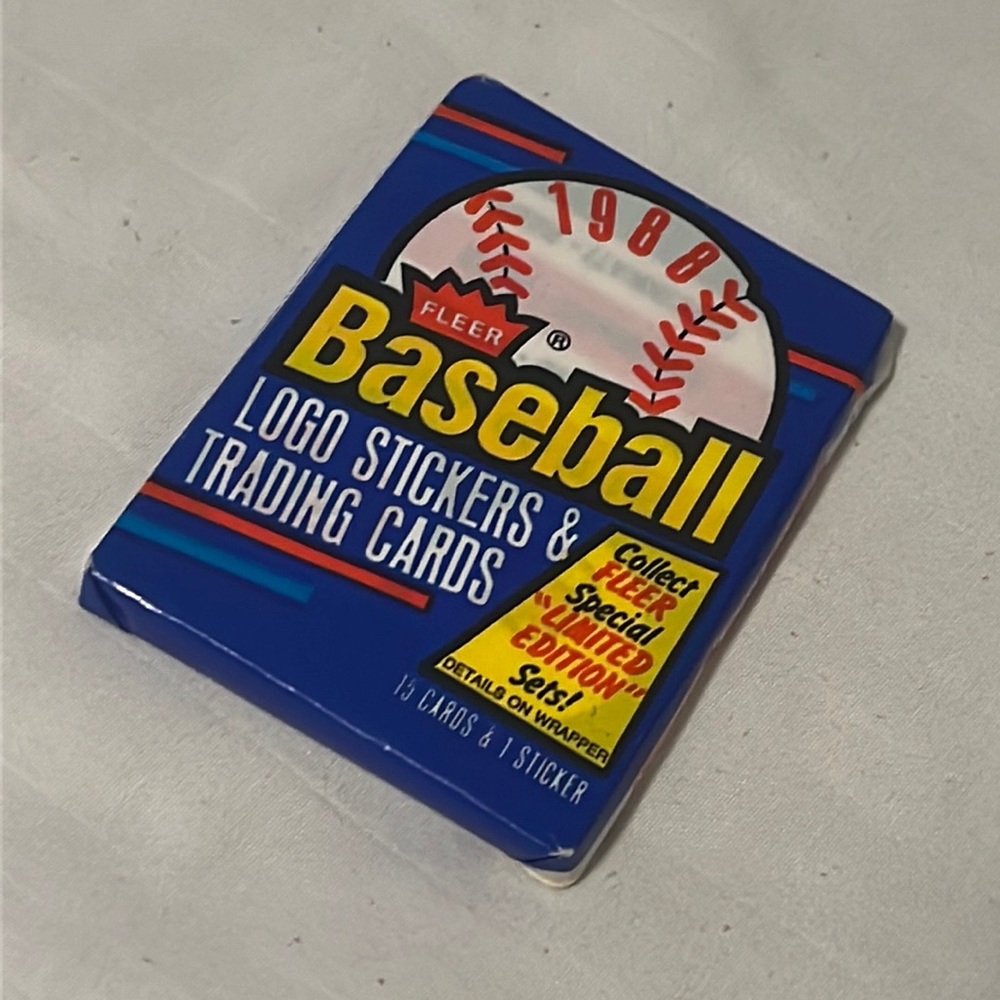 (SEALED) FLEER 1988 Vintage Baseball trading card pack